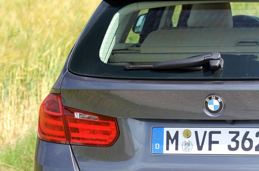  BMW 3-Series Sports Wagon 2014 года  (фото 33 из 48)